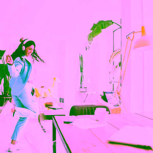 Encuentra Oficinas modernas y has negocios felices en Casafiel